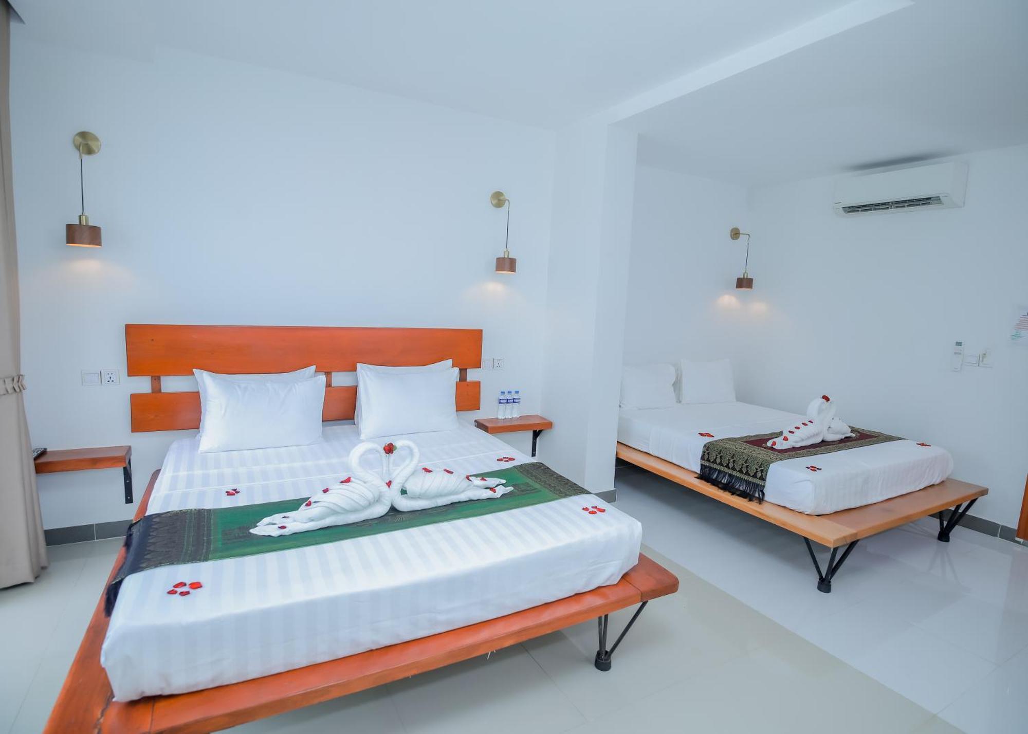 Bliss & Beats Hostel Phnom Penh Exterior photo