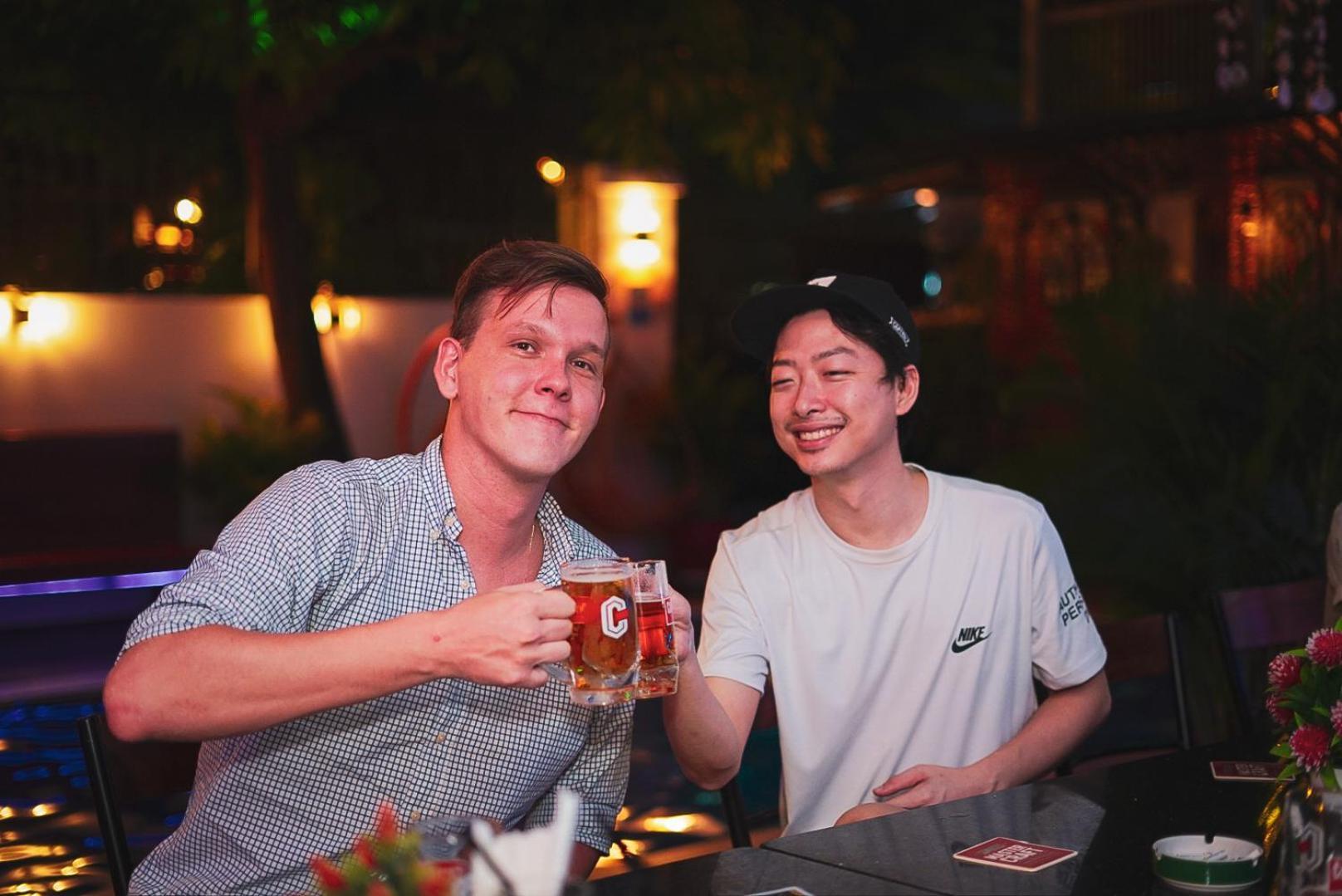 Bliss & Beats Hostel Phnom Penh Exterior photo